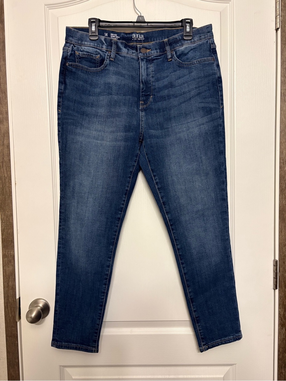 A.N.A high rise ankle Jeans